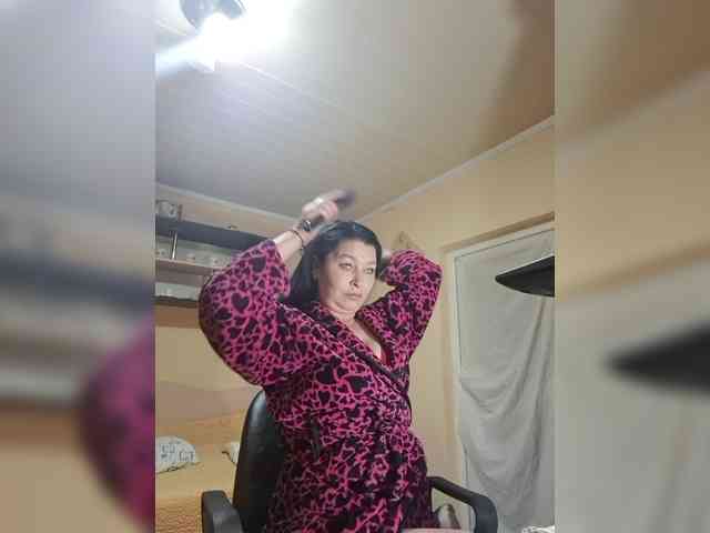 Alliahhot webcam