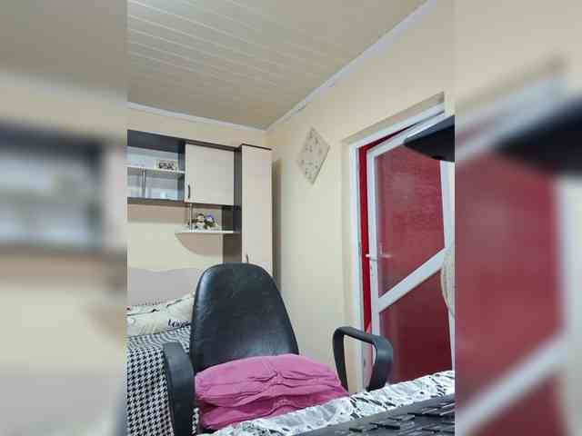 Alliahhot webcam