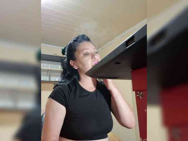 Alliahhot webcam