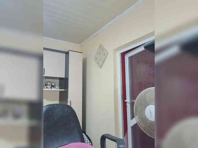 Alliahhot webcam