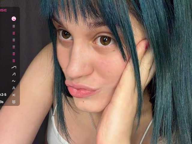 RamonaTags live cam on BongaCams