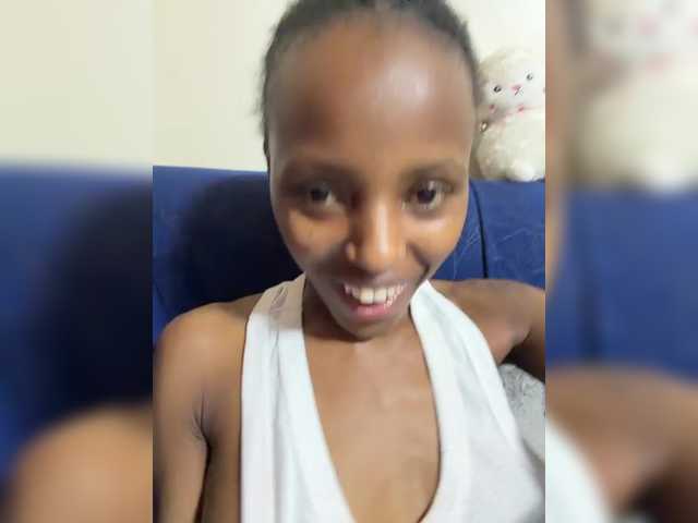 Pixellll live cam on BongaCams