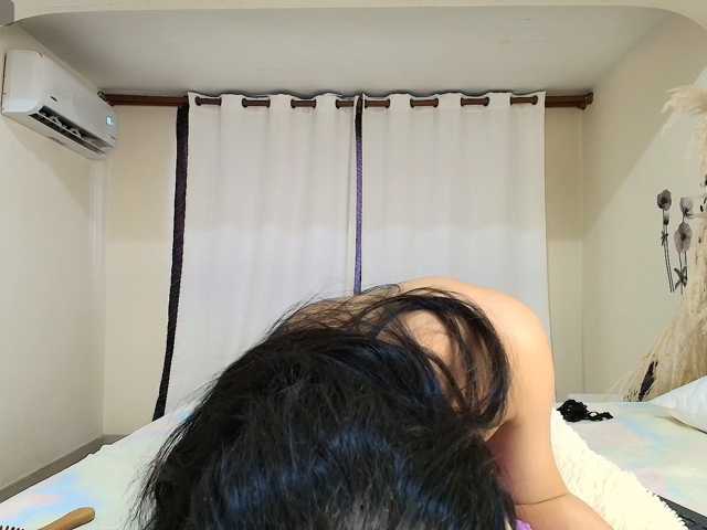 MiniLove01 live cam on BongaCams