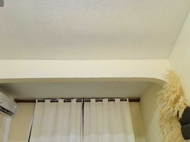 MiniLove01 live cam on BongaCams