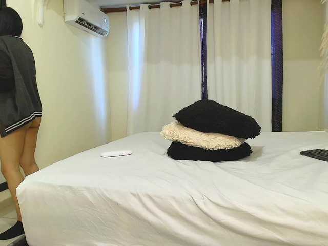 MiniLove01 live webcam show