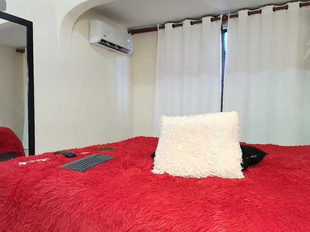 MiniLove01 live cam on BongaCams