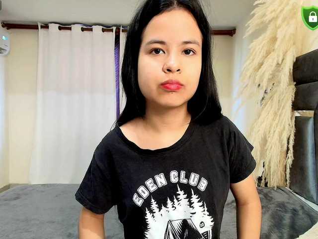 MiniLove01 live cam on BongaCams