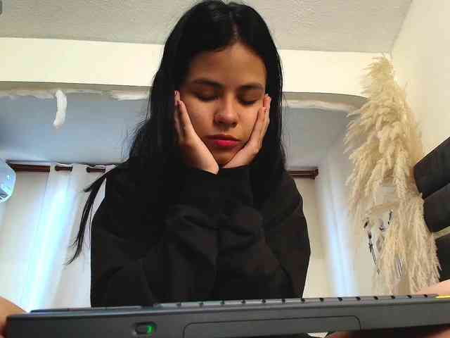 MiniLove01 webcam