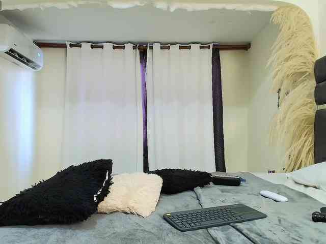 MiniLove01 webcam