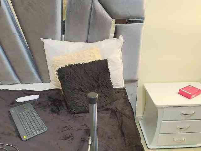 MiniLove01 webcam