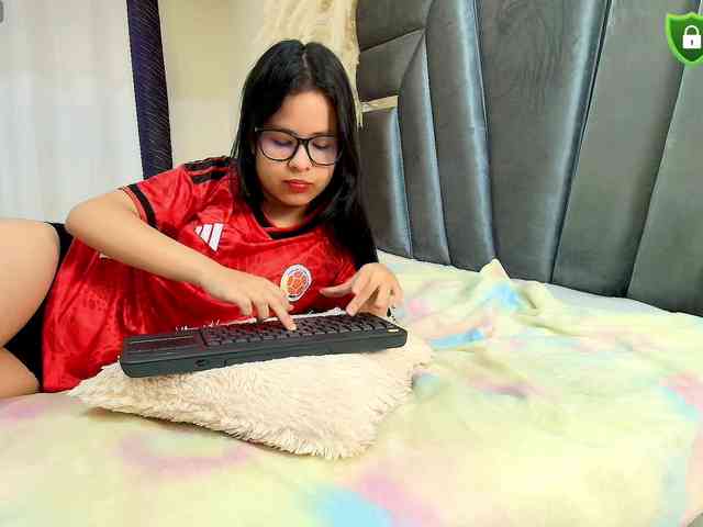 MiniLove01 webcam