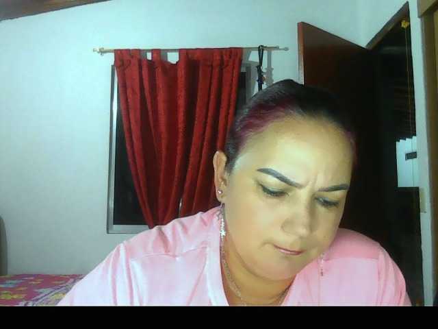 Ariel-69 live cam on BongaCams