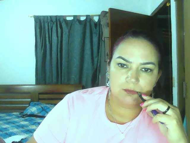Ariel-69 live cam on BongaCams