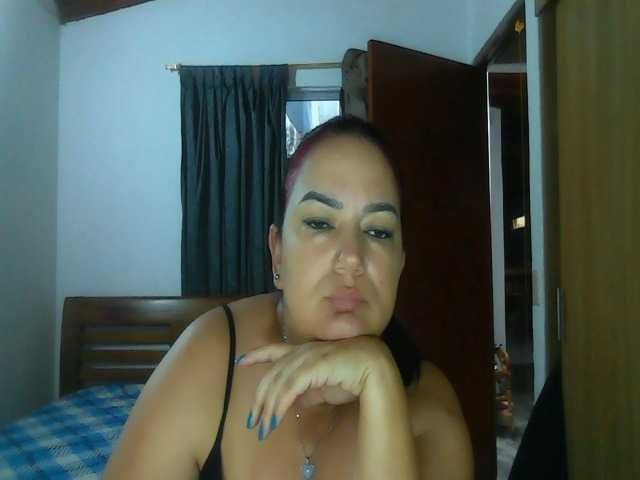 Ariel-69 live cam on BongaCams