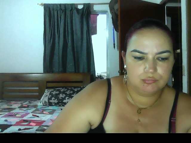 Ariel-69 live cam on BongaCams