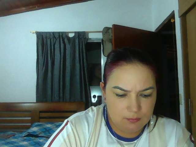Ariel-69, en vivo ahora en BongaCams