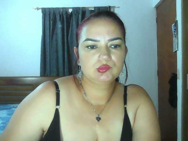 Ariel-69 live cam on BongaCams