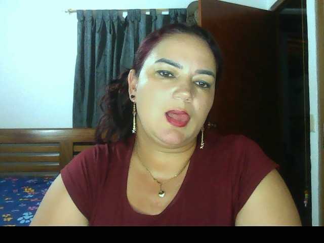 Ariel-69 live webcam show
