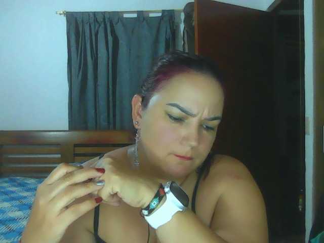 Ariel-69 live cam on BongaCams