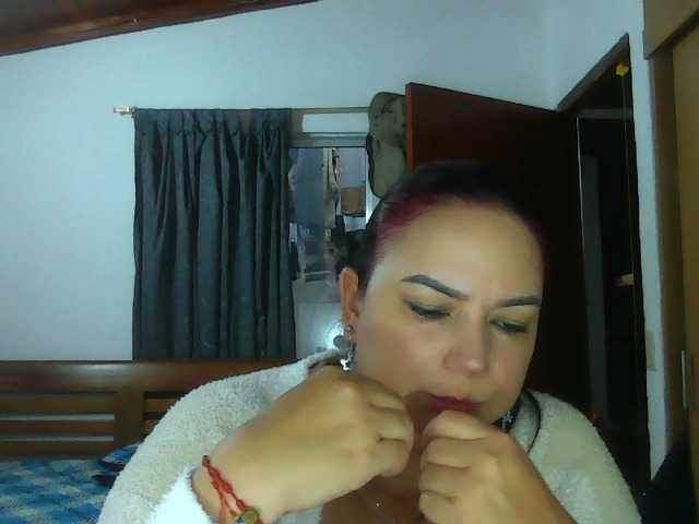 Ariel-69 live cam on BongaCams