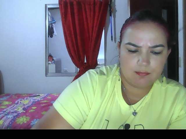 Ariel-69 live cam on BongaCams