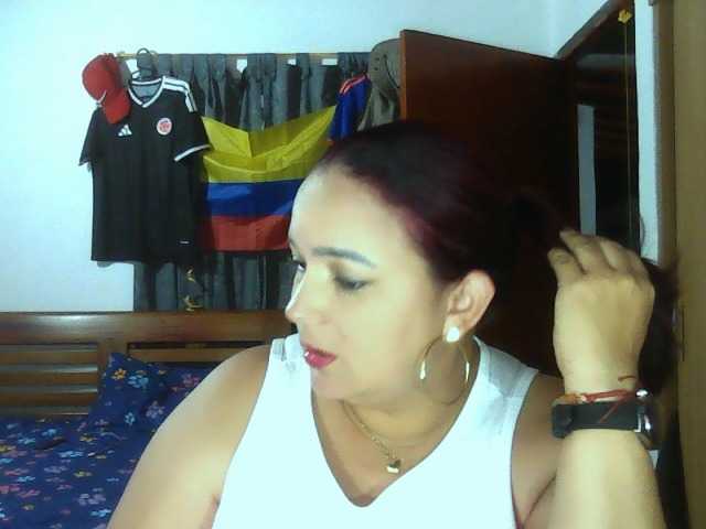 Ariel-69 live cam on BongaCams
