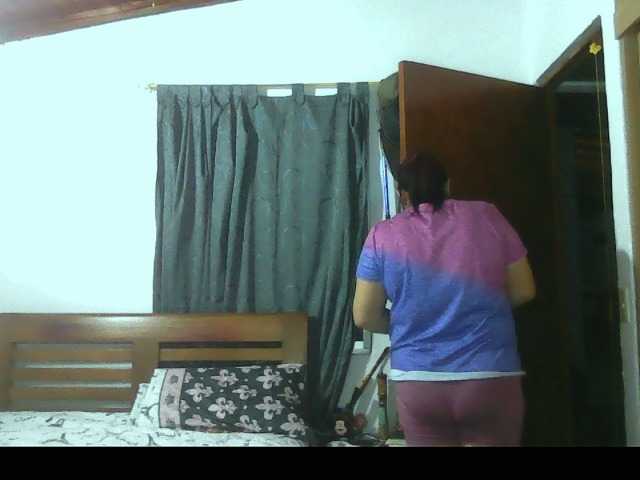 Ariel-69 live cam on BongaCams