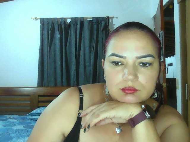 Ariel-69 live cam on BongaCams