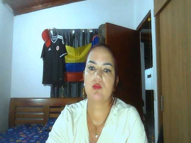 Ariel-69 live cam on BongaCams