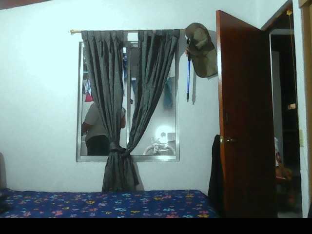 Ariel-69 live cam on BongaCams