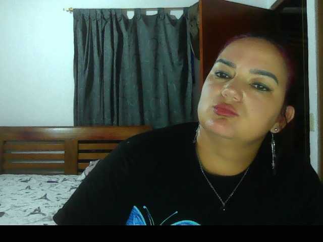 Ariel-69 live cam on BongaCams