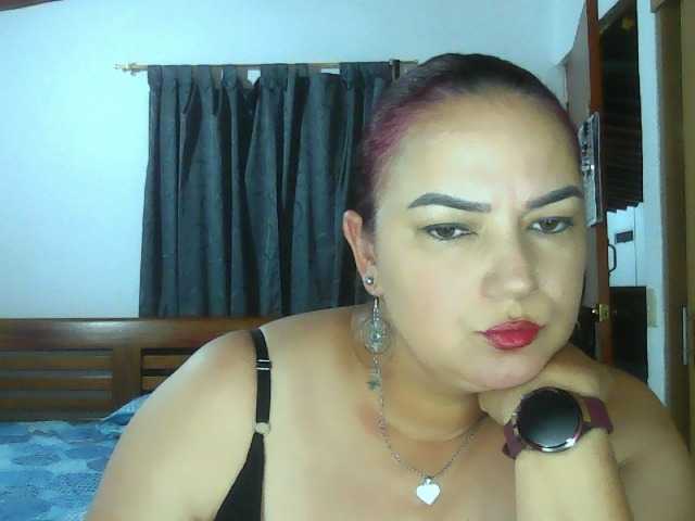 Ariel-69 live cam on BongaCams