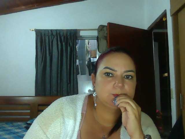 Ariel-69 live cam on BongaCams