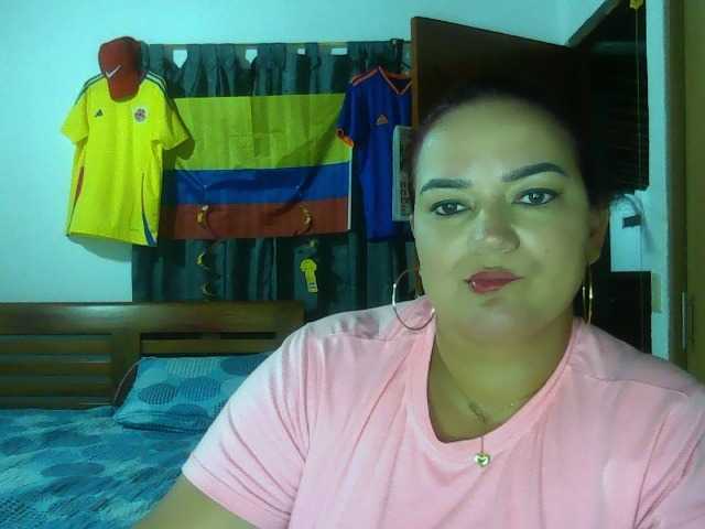 Ariel-69 live cam on BongaCams