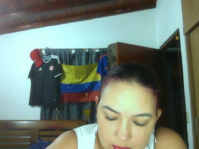 Ariel-69 live cam on BongaCams