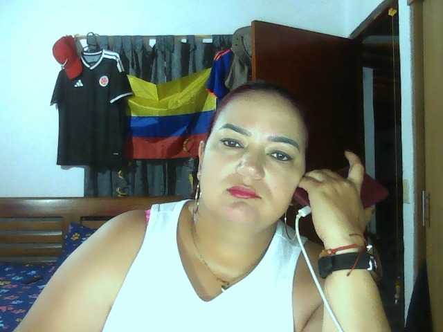 Ariel-69 live cam on BongaCams