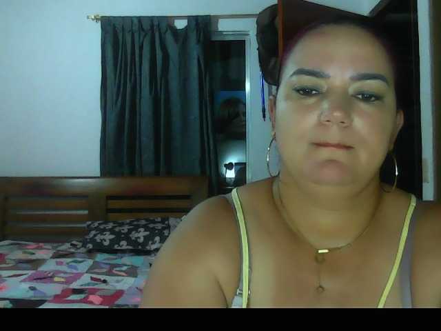 Ariel-69 live cam preview