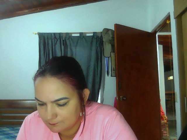 Ariel-69 live cam on BongaCams
