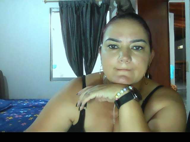Ariel-69 live webcam show