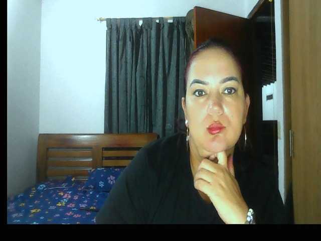 Ariel-69 live cam on BongaCams