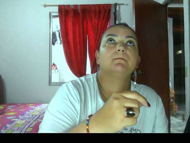Ariel-69 live cam on BongaCams