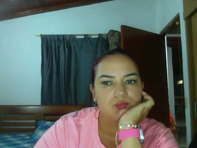 Ariel-69 live cam on BongaCams