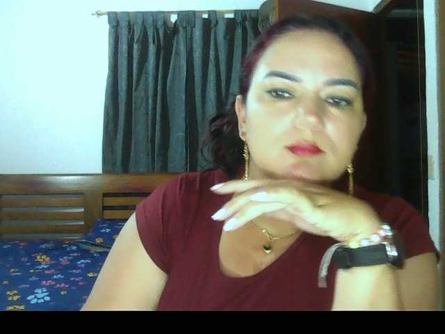 Ariel-69 live webcam show