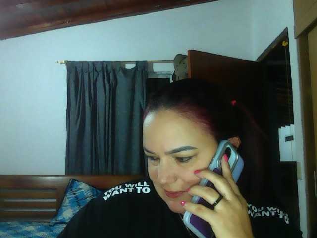 Ariel-69 live cam on BongaCams