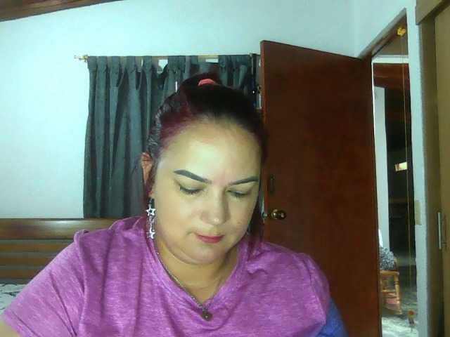 Ariel-69 live cam on BongaCams