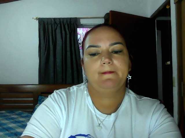 Ariel-69 live cam on BongaCams