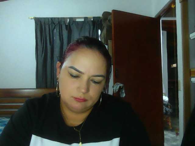 Ariel-69 live cam on BongaCams