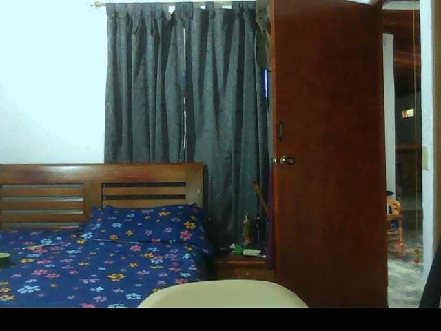 Ariel-69 live cam on BongaCams