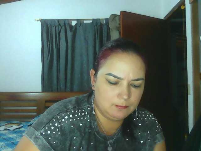 Ariel-69 live cam preview