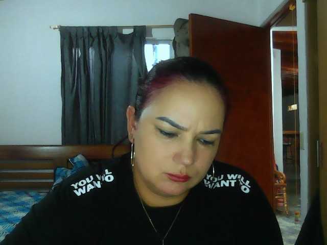 Ariel-69 live cam on BongaCams